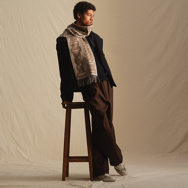 Clic, C'est Noue scarf - Brown | Hermès USA